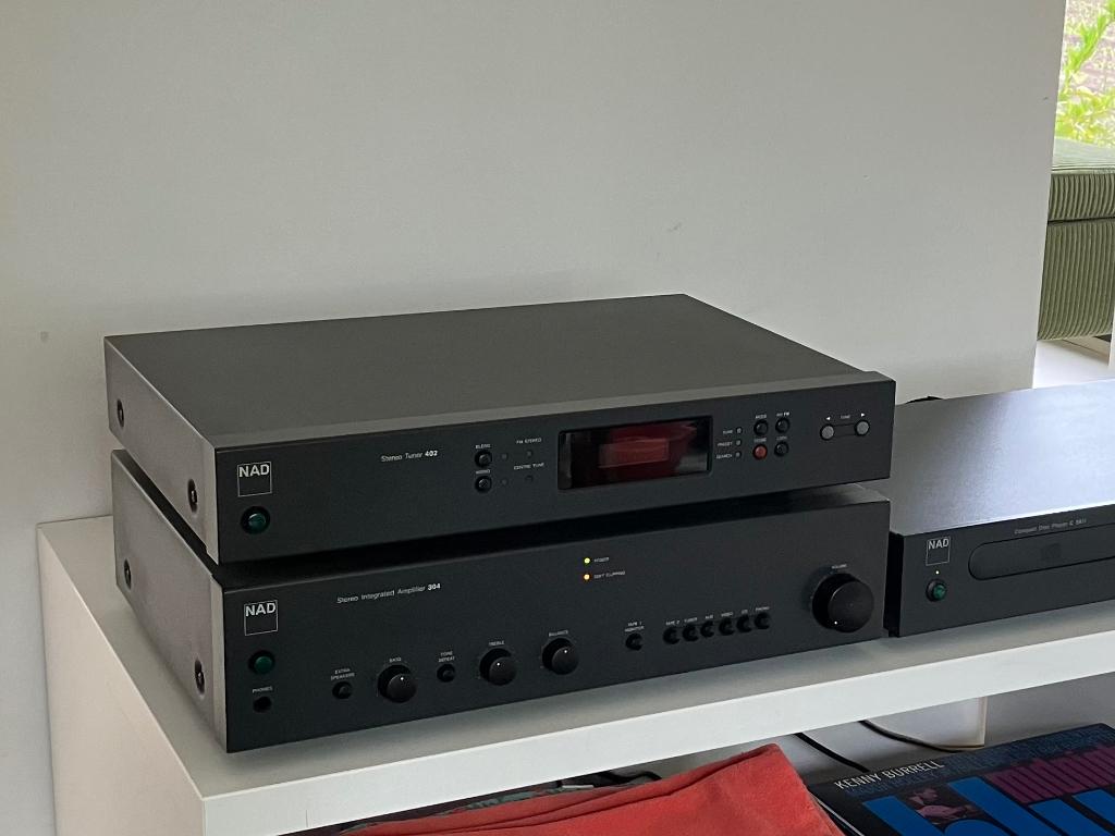NAD 304 versterker & tuner, Audio, Tv en Foto, Versterkers en Ontvangers, Ophalen, Stereo, Overige merken