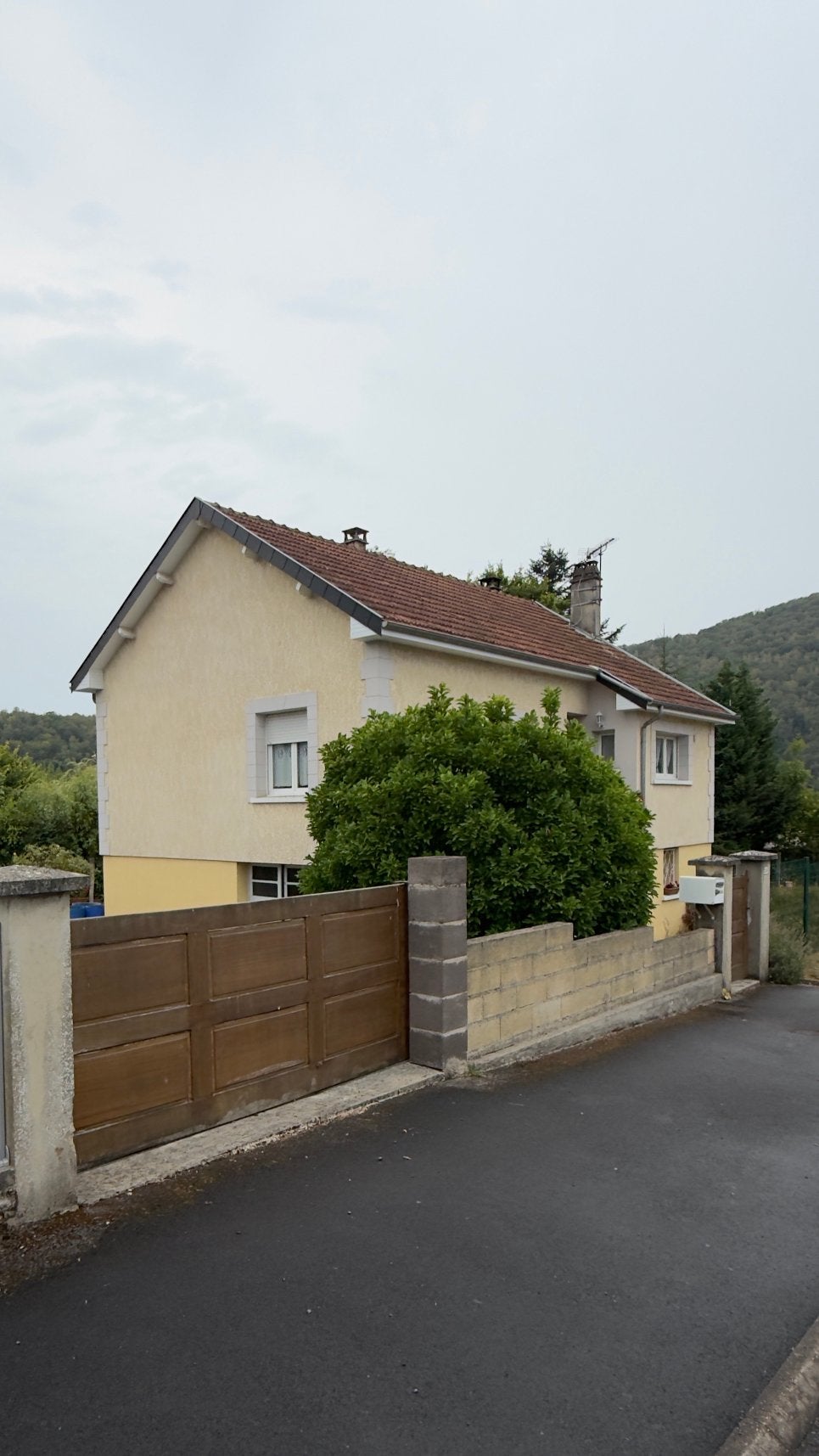 Franse Ardennen Revin vlakbij de grens, Immo, 110 m², 500 tot 1000 m², 5 kamers, Vrijstaande woning