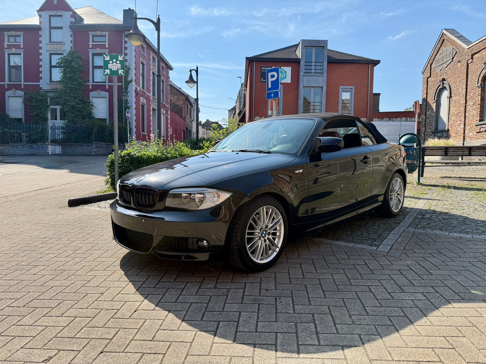 Bmw 118da Cabrio kit M Auto prete à immatriculer ⚠️, Autos, Euro 5, Achat, Cabriolet, Carnet d'entretien