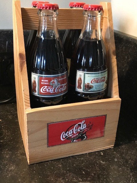 Coca Cola Limeted Israel Flessen met carrier, Verzamelen, Ophalen of Verzenden, Zo goed als nieuw, Gebruiksvoorwerp