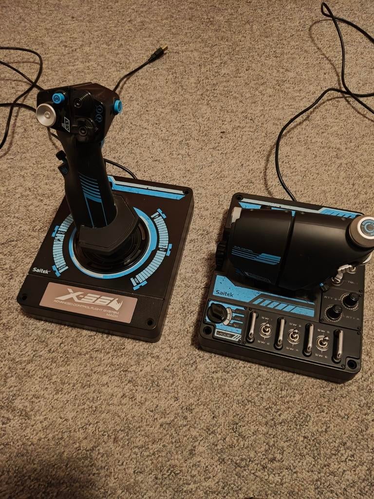 Saitek x56 flight system joystick, Ophalen of Verzenden, Zo goed als nieuw, SAITEK