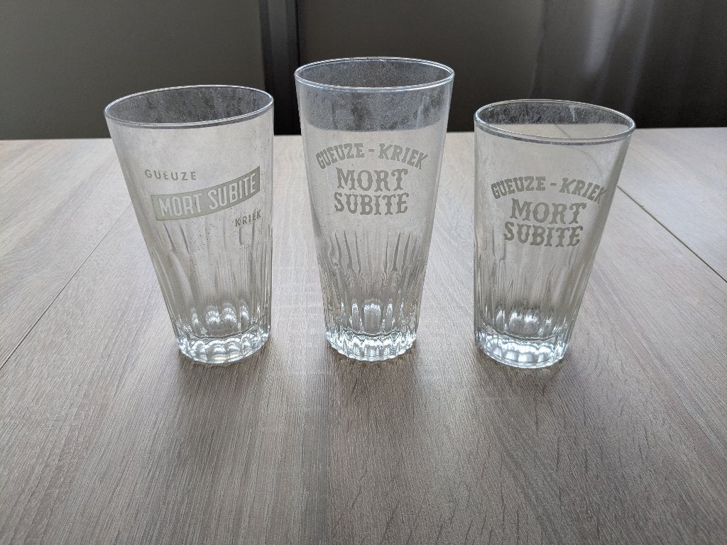 Verres Gueuze Kriek Mort subite, Enlèvement
