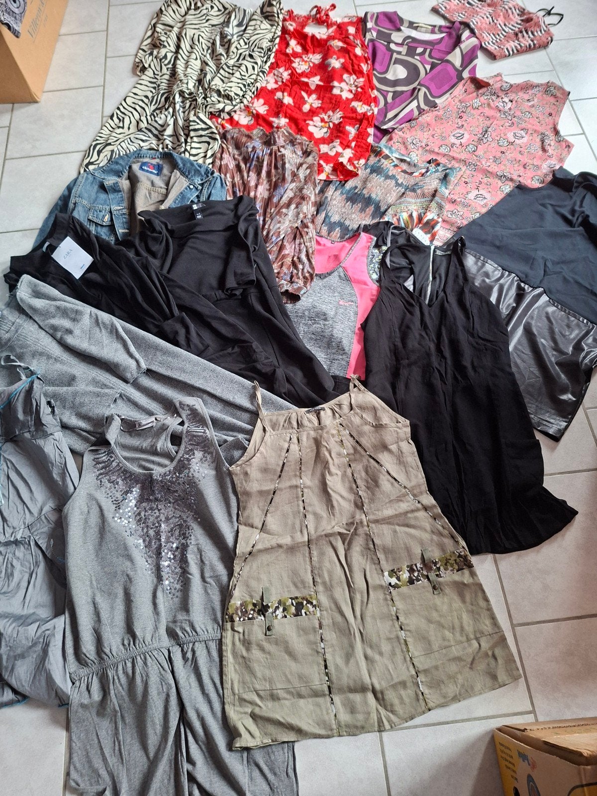 lot vêtements femme l/xl 18 pièces, Enlèvement