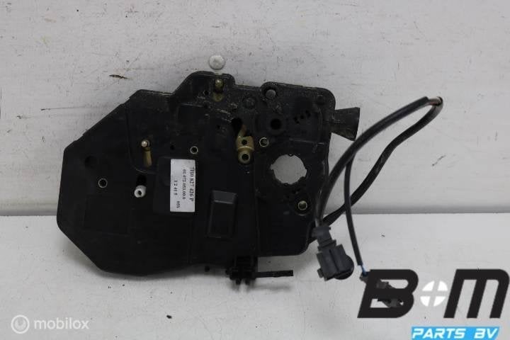 Drager vergrendeling VW Caddy 2K 7H0827426P, Utilisé