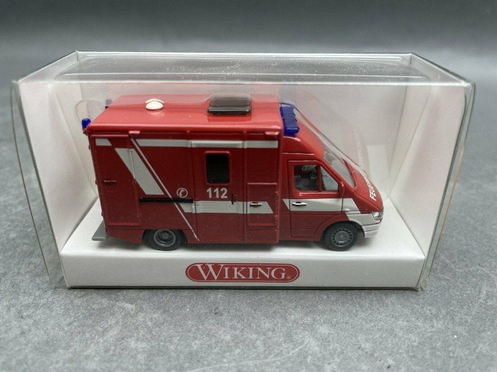 MERCEDES Sprinter Pompiers Red Ambulance 1/87 HO WIKING Neuf, Ophalen, Nieuw, Bus of Vrachtwagen, Wiking