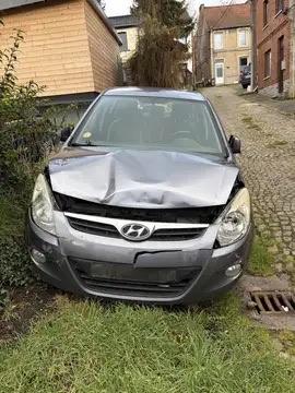 Hyundai i20 Accidente, Autos, Cuir, Argent ou Gris, Achat, Boîte manuelle