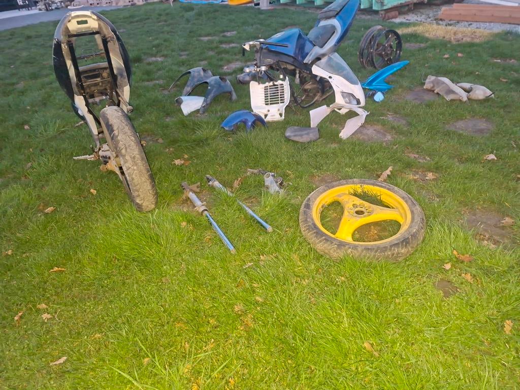 Aprilia lot, Enlèvement