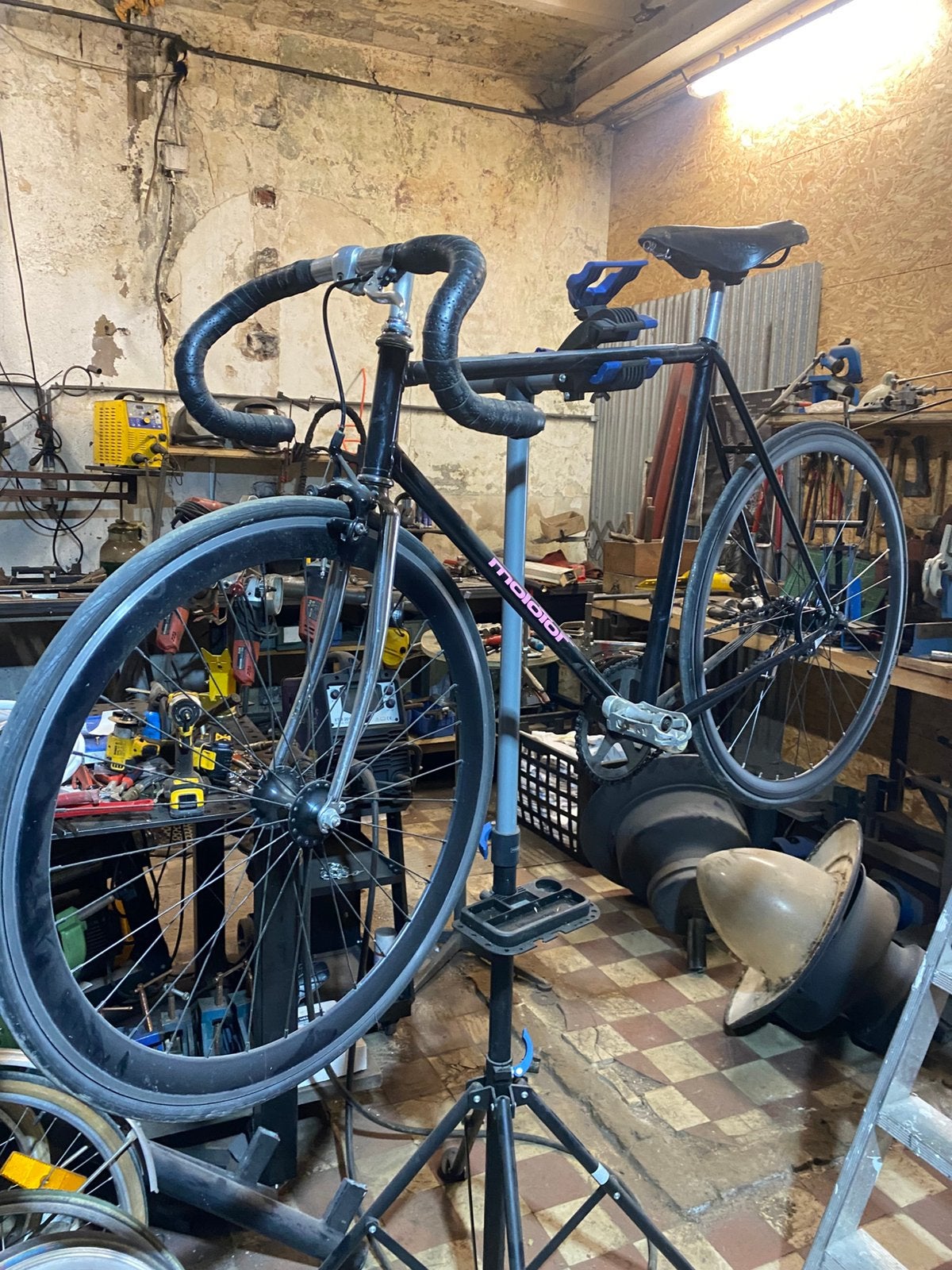 Vélo singlespeed torpédo, Enlèvement