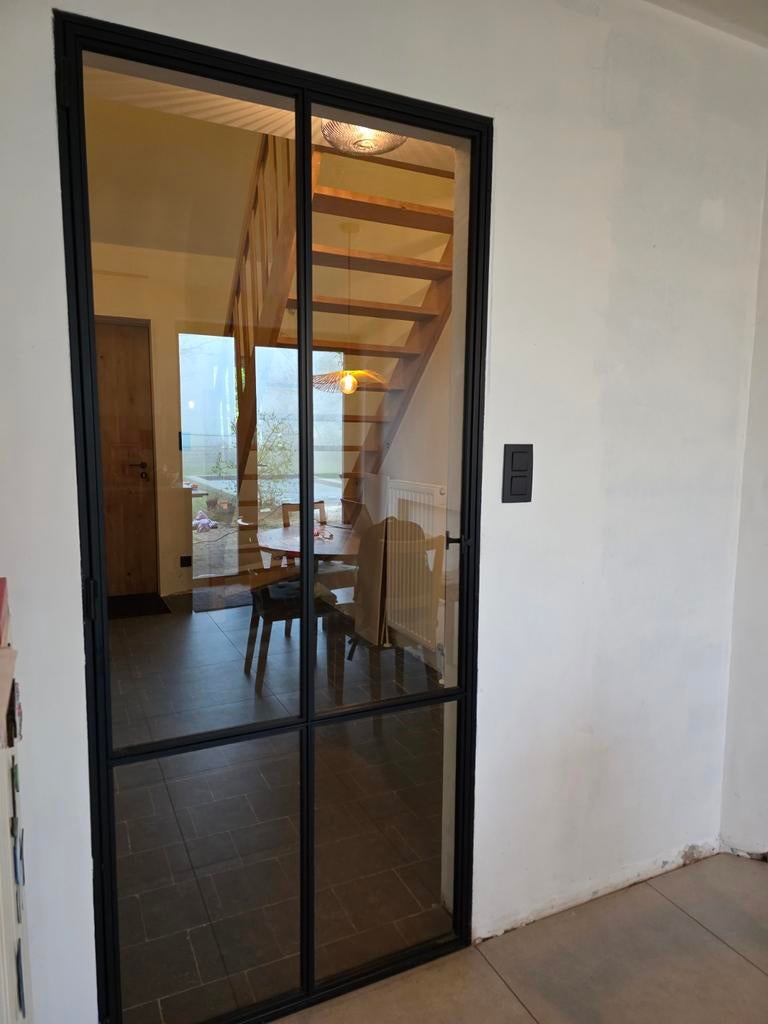 Smeedijzeren deur, Ophalen