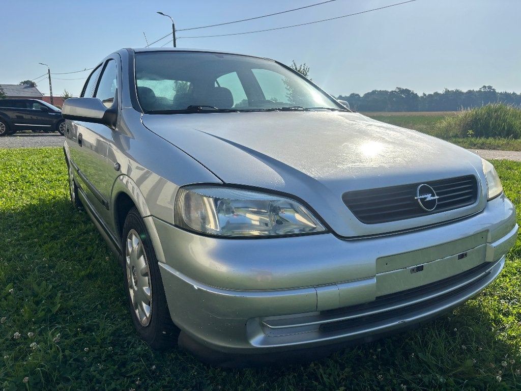 Opel Astra 1.2i 206 000 km EURO 4 80 kW avec controle tech., Autos, Argent ou Gris, 4 portes, Entreprise, Boîte manuelle
