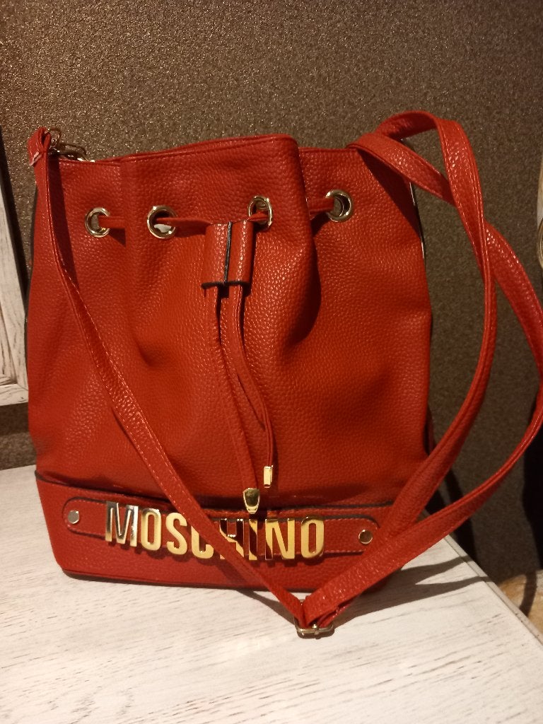 RODE HANDTAS “ MOSCHINO “, Ophalen of Verzenden, Nieuw, Rood, Handtas