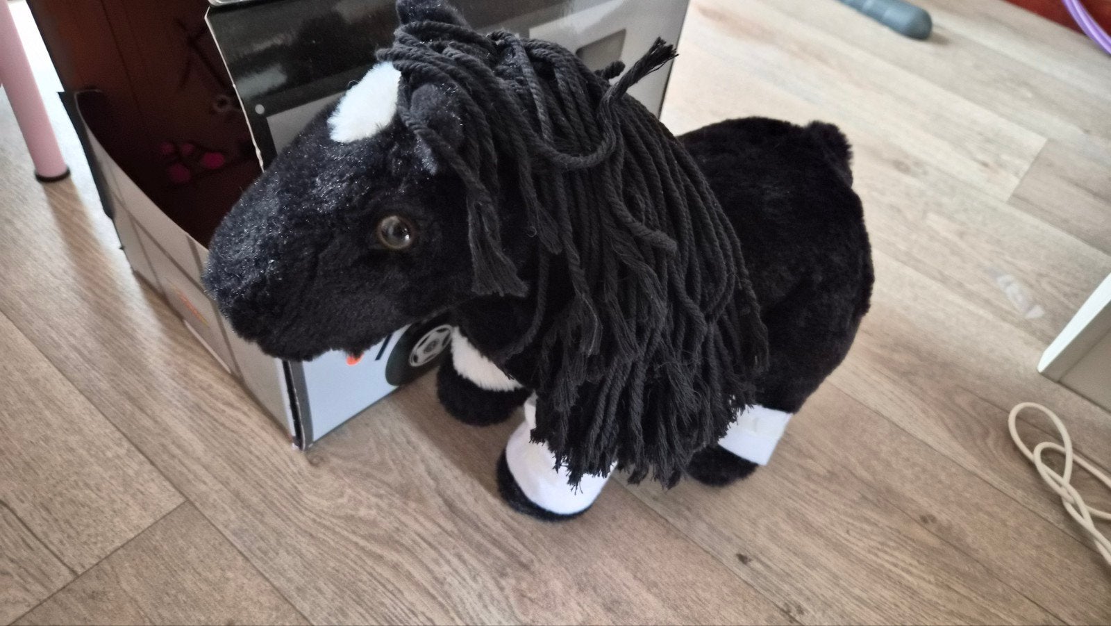 hkm pony met accessoires, Animaux & Accessoires, Chevaux & Poneys | Autres trucs de cheval, Enlèvement, Comme neuf