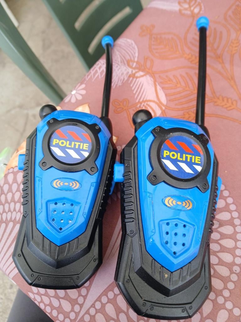 Talkie talkies enfants fonctionne, Télécoms, Enlèvement ou Envoi, Comme neuf, 5 à 15 km, Talkie-walkie ou Walkie-talkie