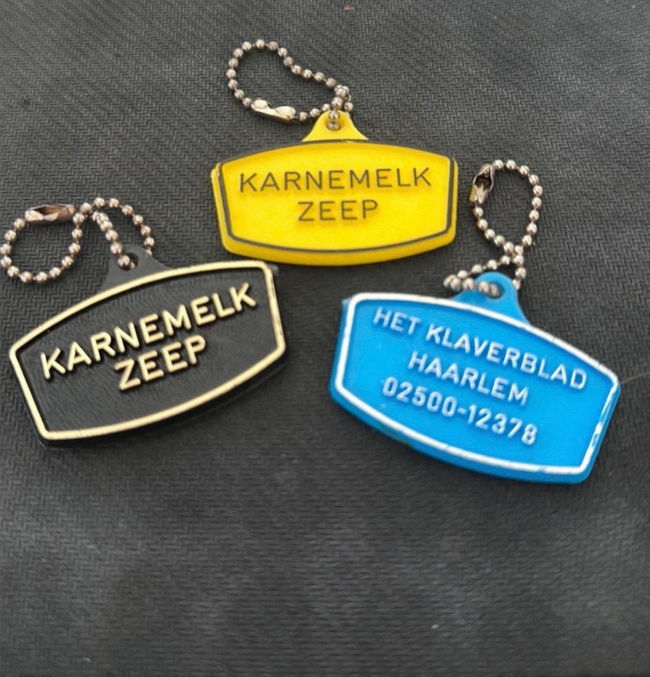Karnemelk zeep - het Klaverblad Haarlem-oude reclame hangers, Verzamelen, Verzenden, Zo goed als nieuw, Merk