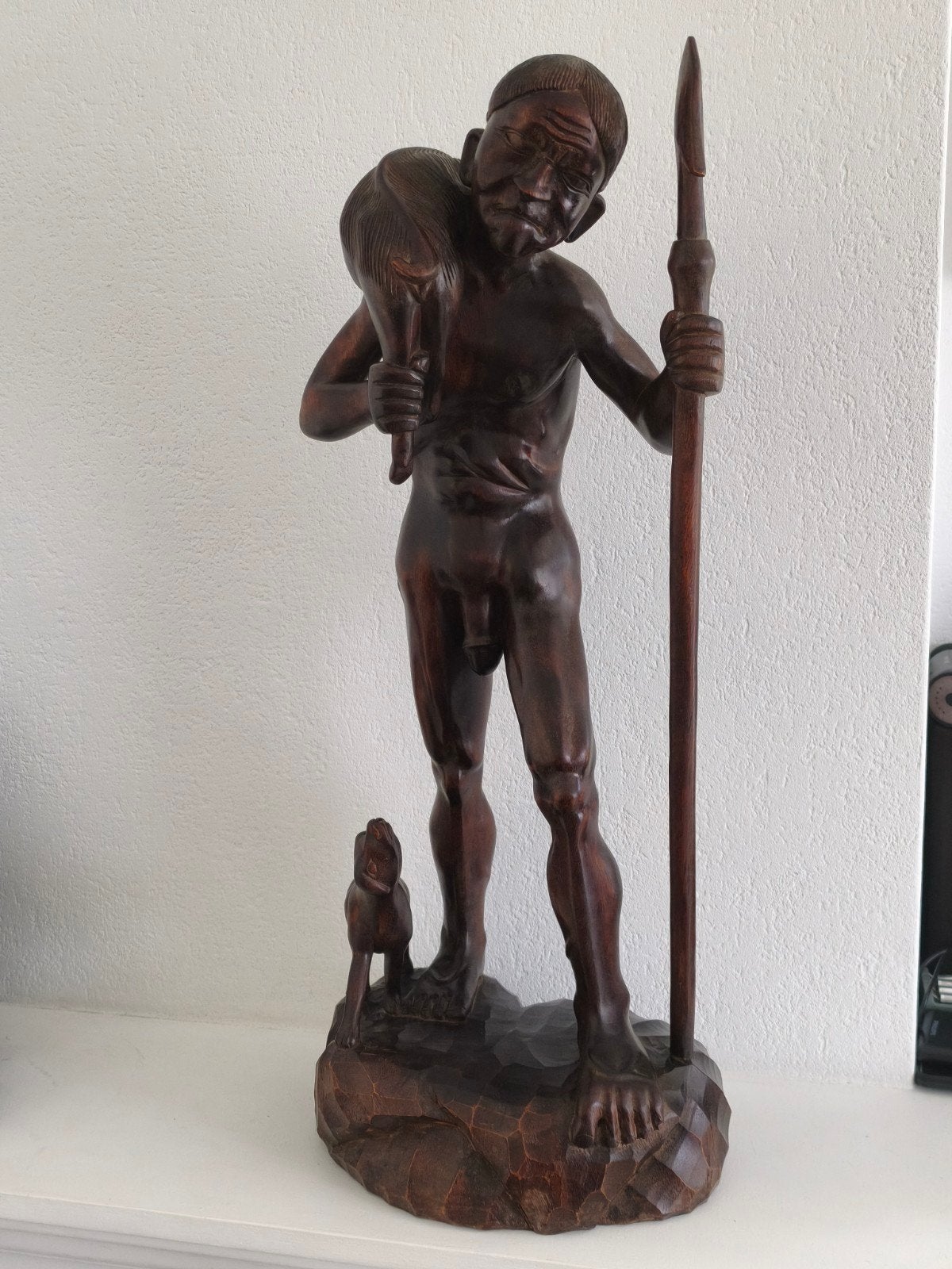 Grande sculpture sur bois vintage philippine Igorot Hunter, Antiquités & Art, Enlèvement, Statue