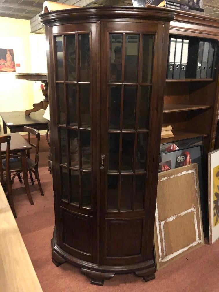 MAHONIE HOEKKAST RONDE KAST VITRINEKAST HOEKMODEL Flamant, Antiek en Kunst, Ophalen