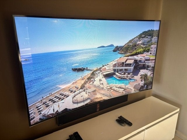 SAMSUNG LED TV 65 inch met muurbeugel draaibaar, TV, Hi-fi & Vidéo, Télévisions, LED, Enlèvement, Utilisé, Smart TV