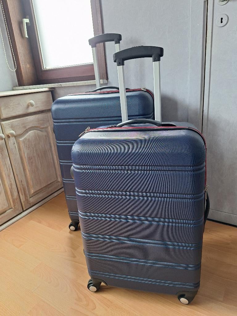 valises de voyage, Enlèvement, Comme neuf, Plastique dur, Clé