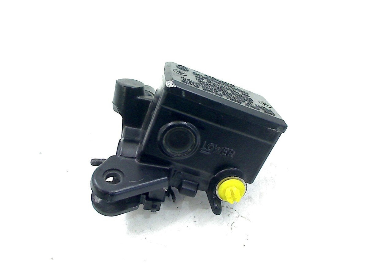 REMPOMP VOOR Yamaha FZ 6 2007-2009 (FZ6 FAZER), Yamaha Motor Europe N.V., Gebruikt, Customersupport@yamaha-motor.co.uk, Koolhovenlaan 101
1119 NC  Schiphol-Rijk, NL