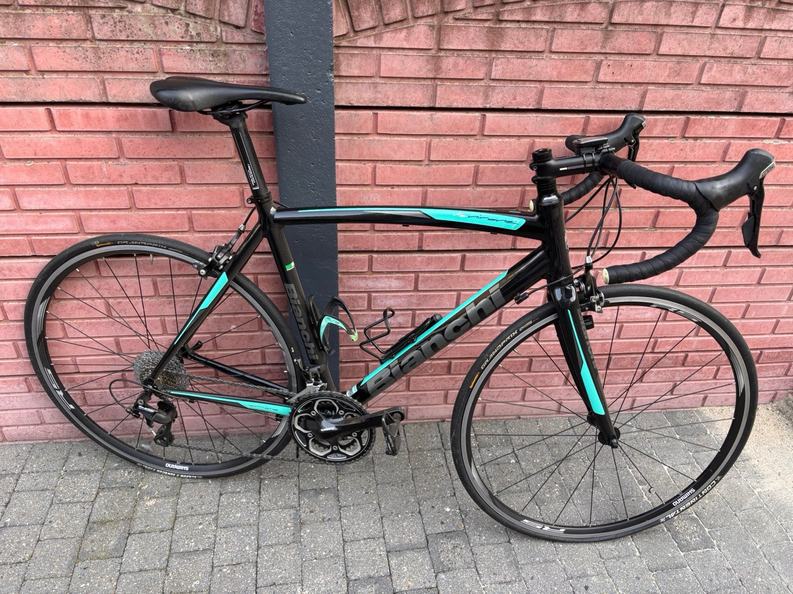 Bianchi koersfiets, Fietsen en Brommers, Ophalen, Zo goed als nieuw, Velgrem