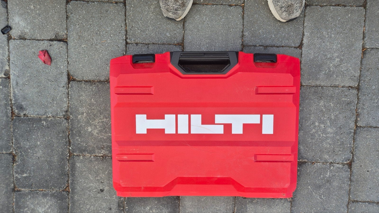Persmachine HILTI, Ophalen, Hilti