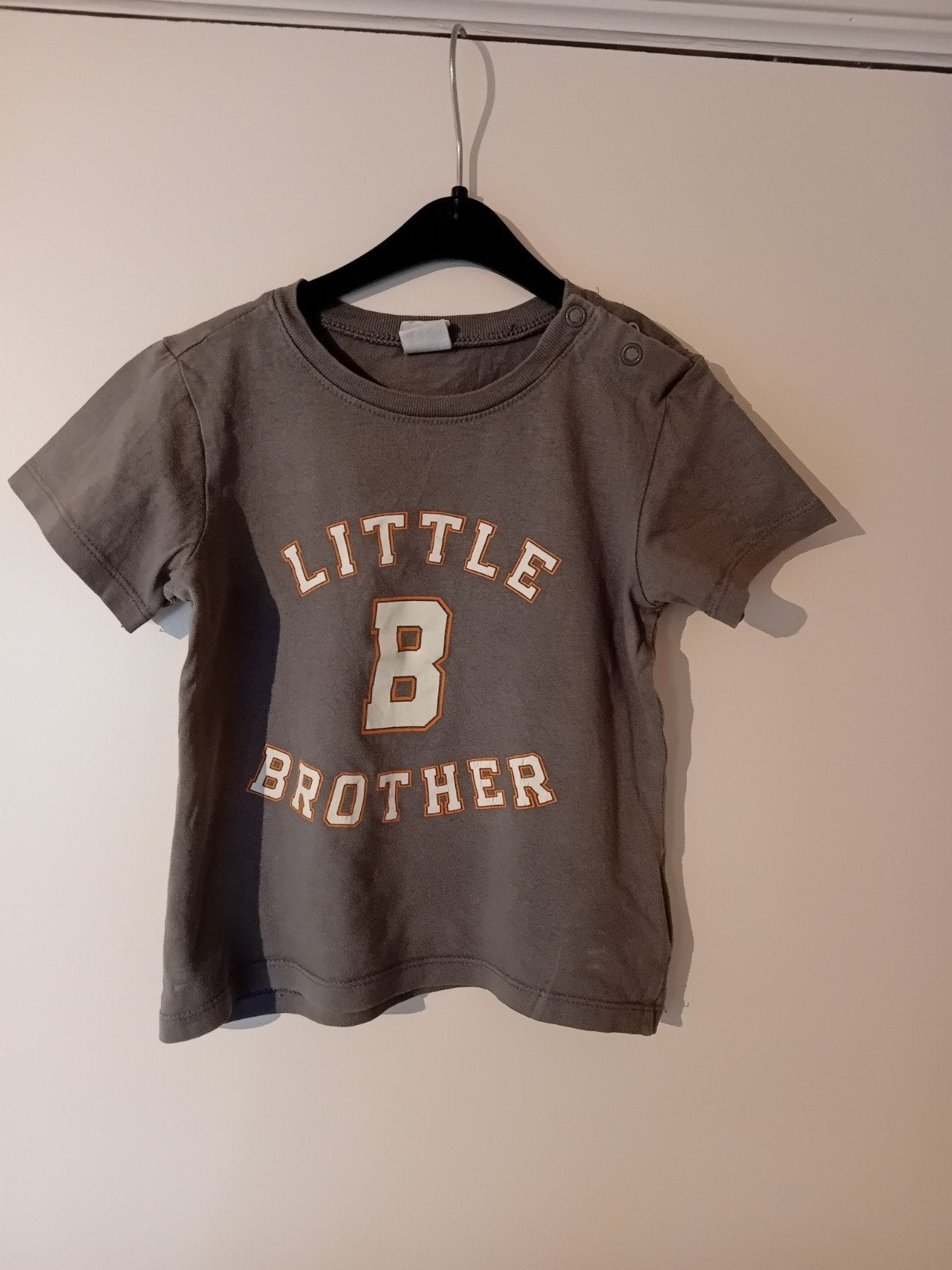 T-shirt Little brother, Enfants & Bébés, Vêtements de bébé | Taille 86, Garçon, Enlèvement ou Envoi, H&M, Utilisé
