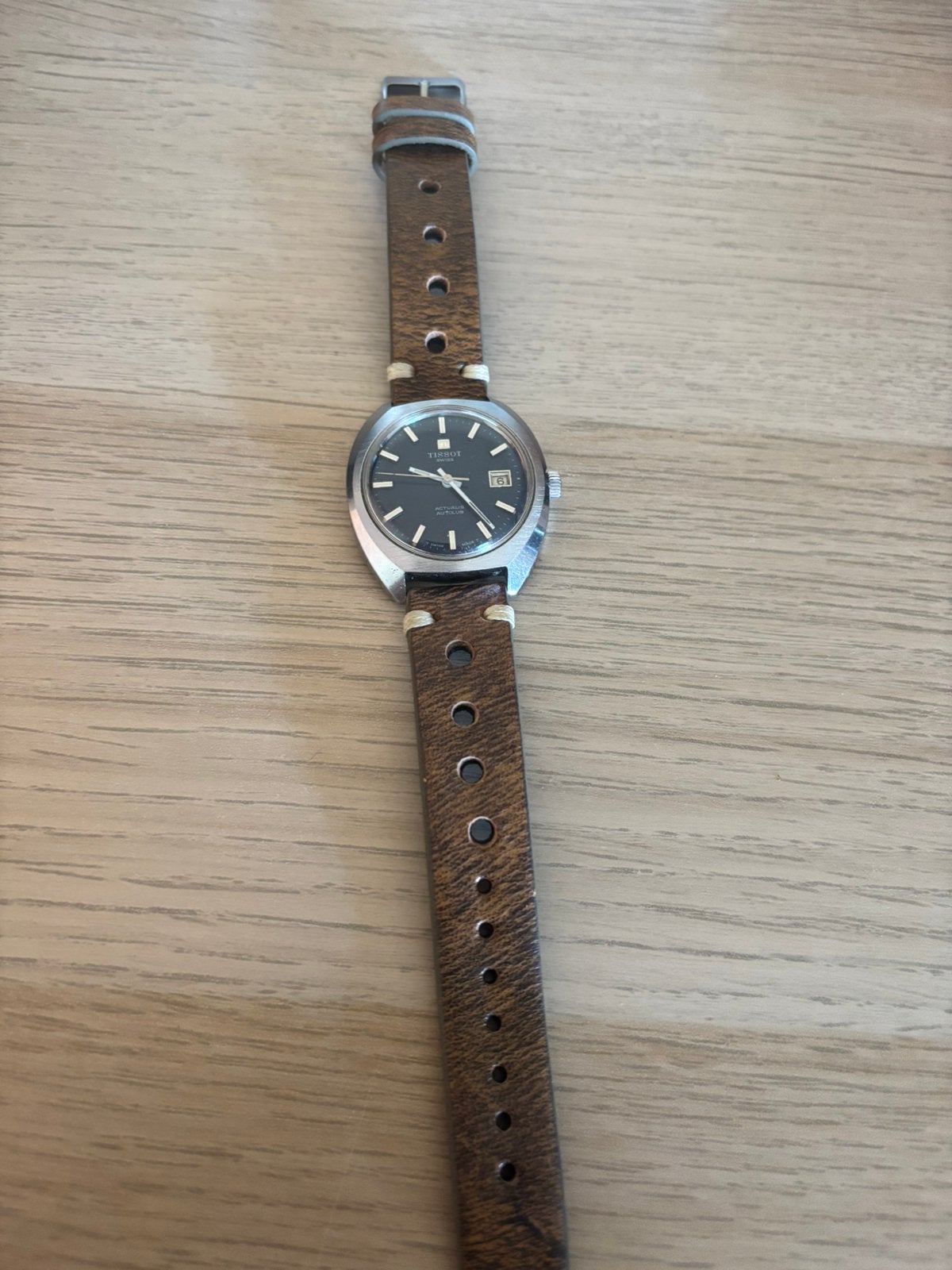 Montre Tissot mécanique, Bijoux, Sacs & Beauté, Enlèvement ou Envoi, Comme neuf