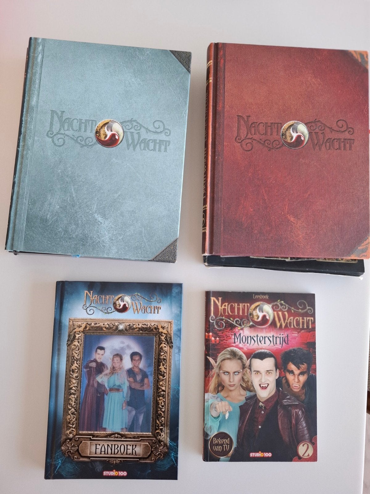 4 Nachtwacht boeken, Ophalen, Zo goed als nieuw, Fictie