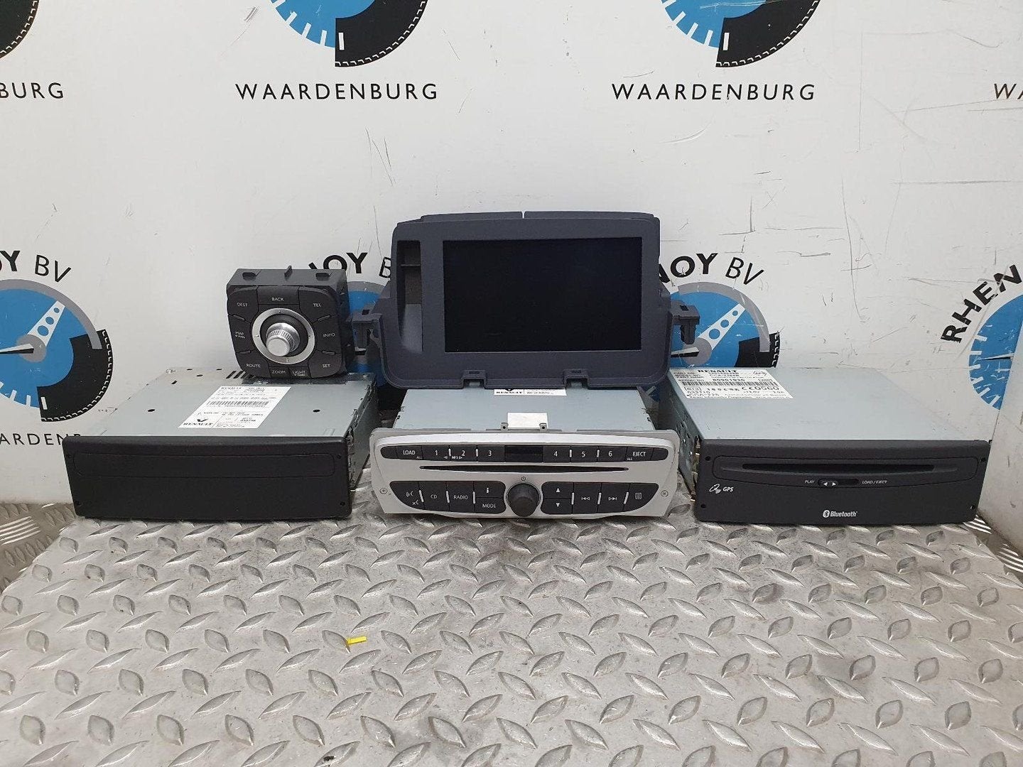 RENAULT MEGANE NAVIGATIE 2010, Ophalen of Verzenden, Gebruikt, ARN erkend
