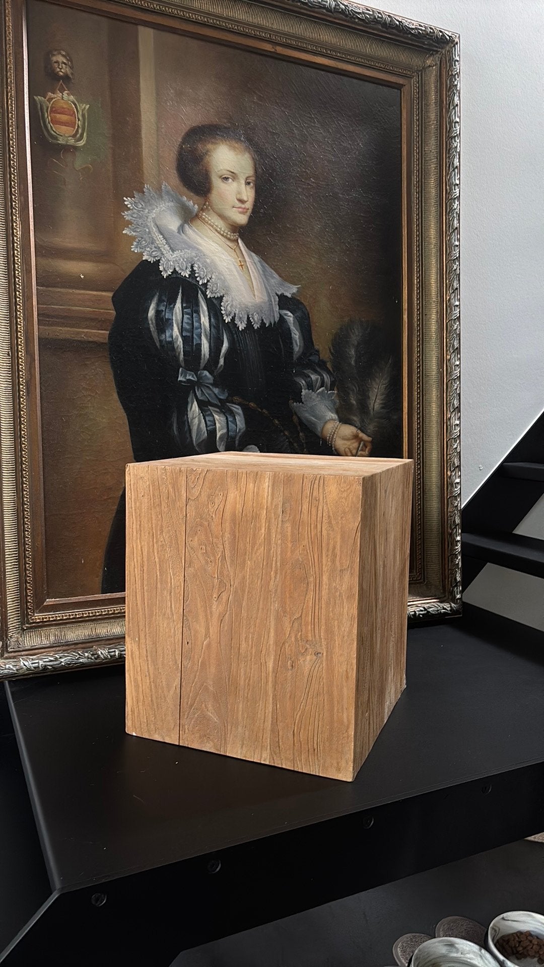 Decoratie houtblok afhalen Brugge, Ophalen