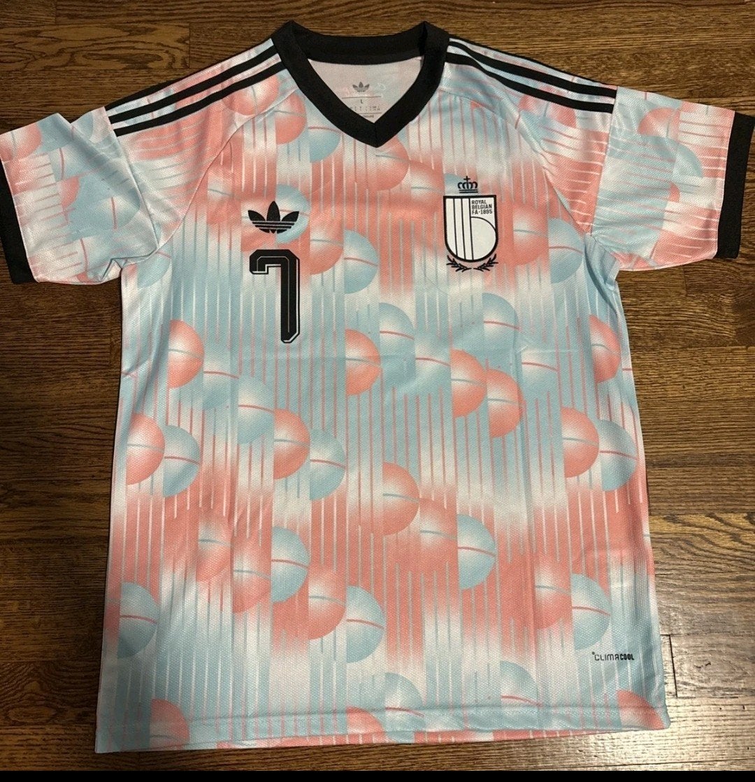 België De Bruyne Voetbalshirt Origineel WorldCup Nieuw 2026, Sports & Fitness, Football, Envoi