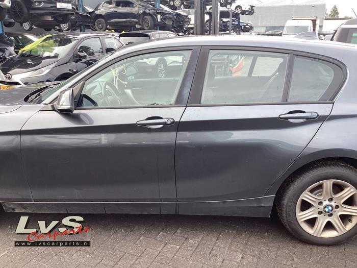 Portier 4Deurs links-achter van een BMW 1-Serie (B39), Gebruikt, -, Deur, -