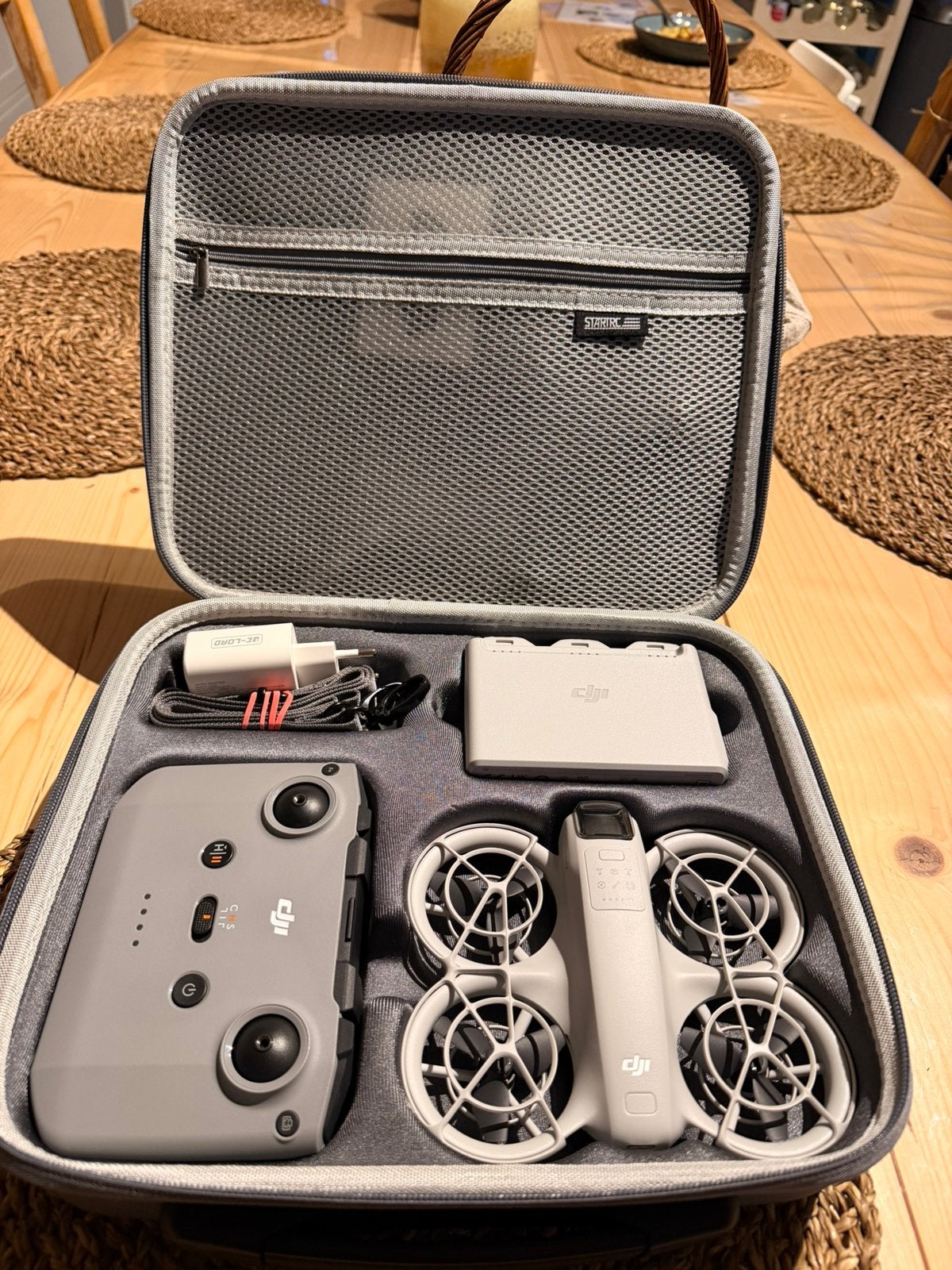 Dji neo (complet), TV, Hi-fi & Vidéo, Enlèvement ou Envoi, Comme neuf, DJI