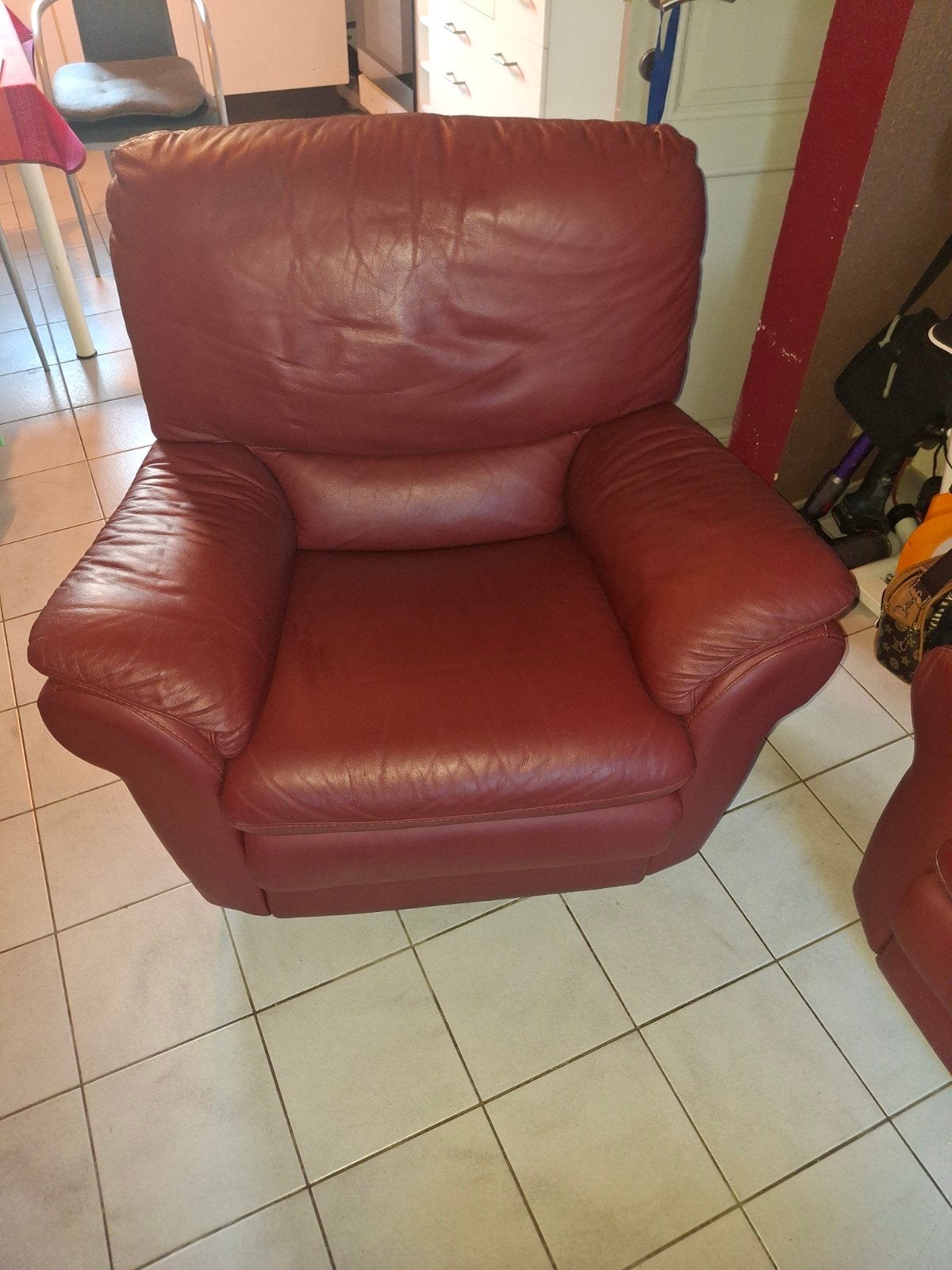 fauteuil in de woonkamer, Gebruikt, Leer, Contemporain