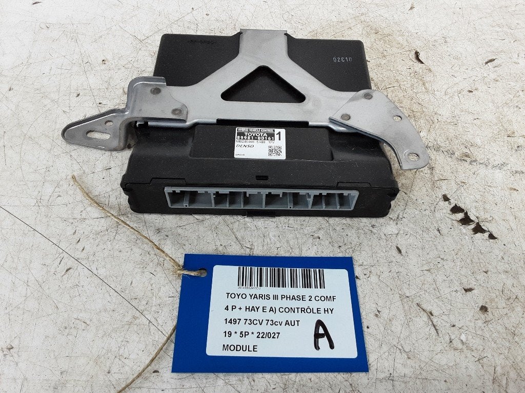 UNITE ELECTRONIQUE Toyota Yaris III (P13) (899810D161), Autos : Pièces & Accessoires, Utilisé, Toyota