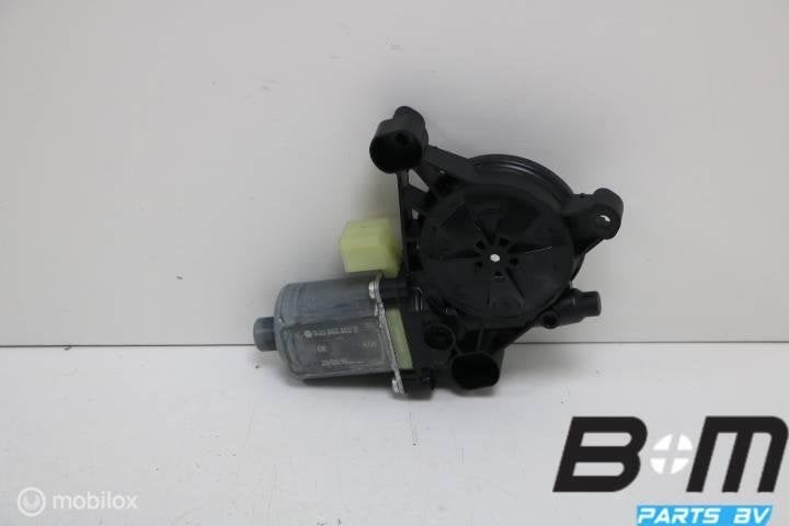 Raammotor links voor Audi A3 8V Limo 5Q0959802B, Gebruikt
