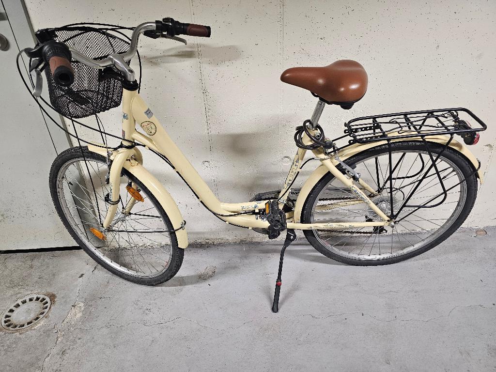 Meisjesfiets Ascot 18 versnellingen Shimano 26 inch, Fietsen en Brommers, Fietsen | Meisjes, Gebruikt, 26 inch of meer, Handrem