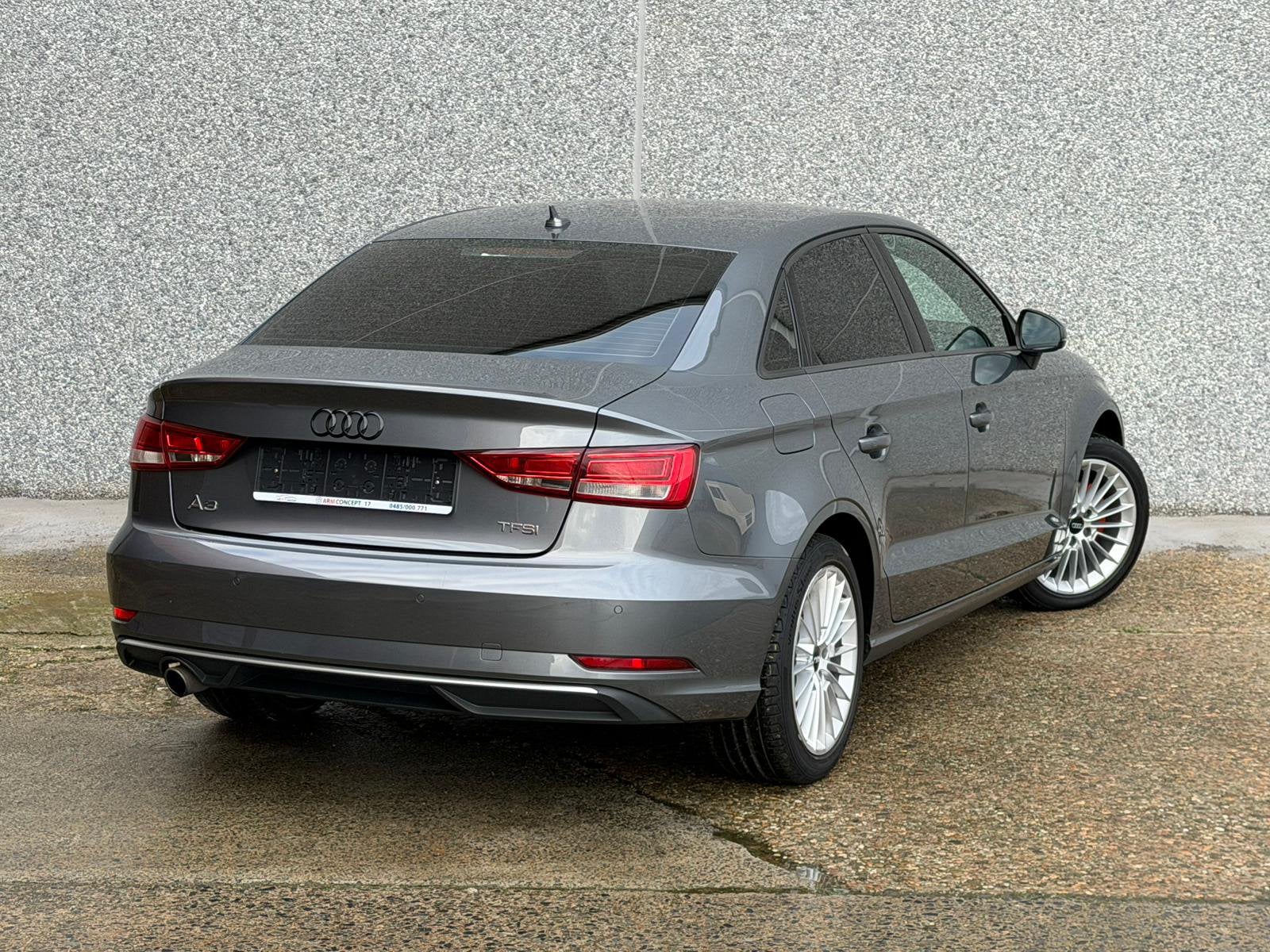 Audi A3 Berline 1.0 TSI essence 2018 GARANTIE 12 Mois, Auto's, Euro 6, https://public.car-pass.be/vhr/c161be6c-cf42-404f-9844-1f0f98e5221d