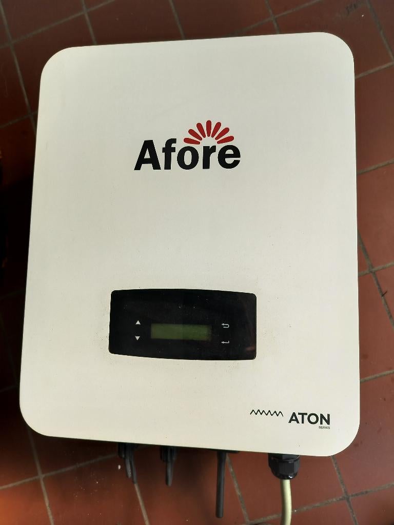 Omvormer afore, Ophalen, Zo goed als nieuw, Compleet systeem, 200 wattpiek of meer