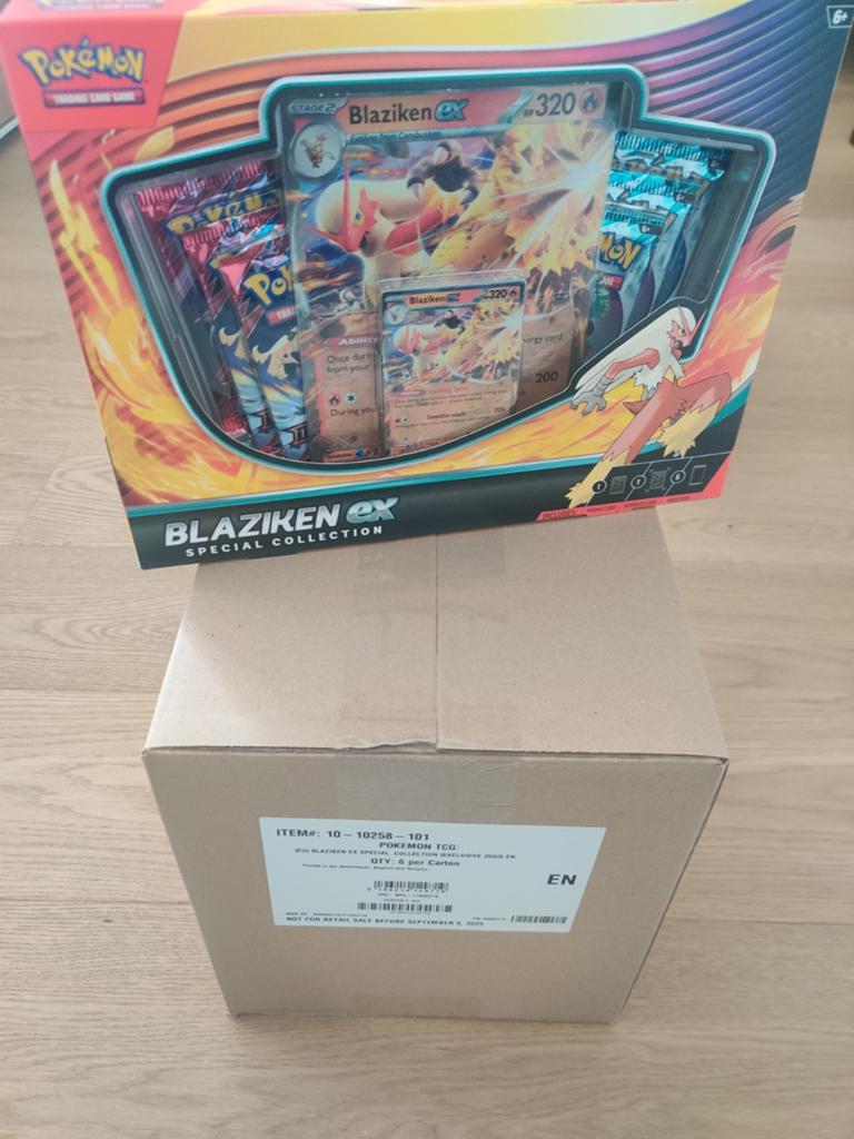 Sealed Case Blaziken ex Special Collection, Ophalen, Nieuw, Boosterbox, Foil