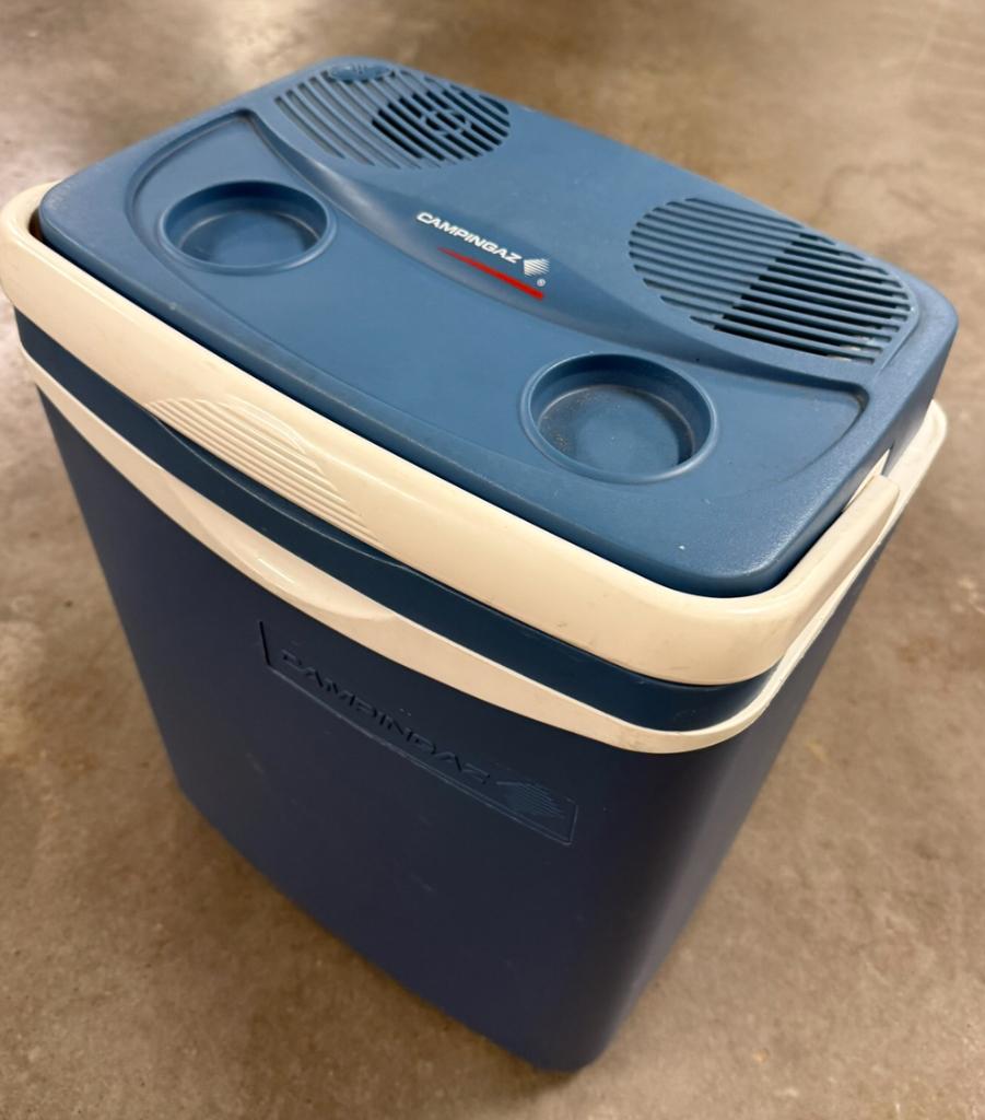 Campingaanbod Koelbox 12V, Caravanes & Camping, Enlèvement, Utilisé, Glacières, Électrique