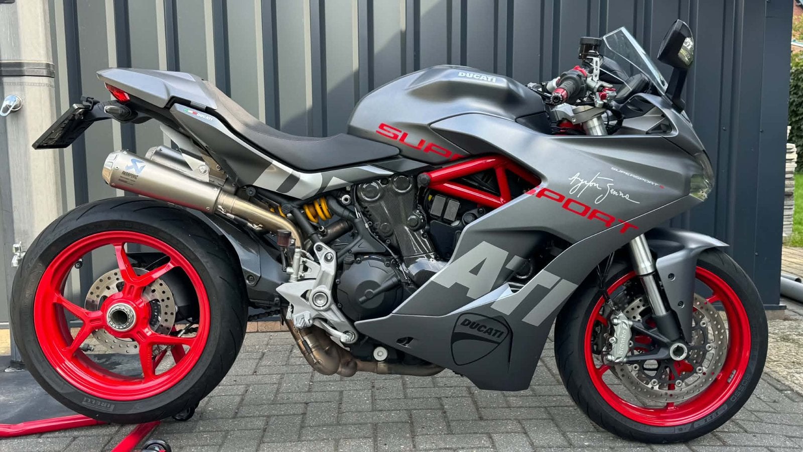 Ducati supersport 939 in nieuwe staat! Senna editie, Permis Moto A, Plus de 35 kW, 2 cylindres, Super Sport