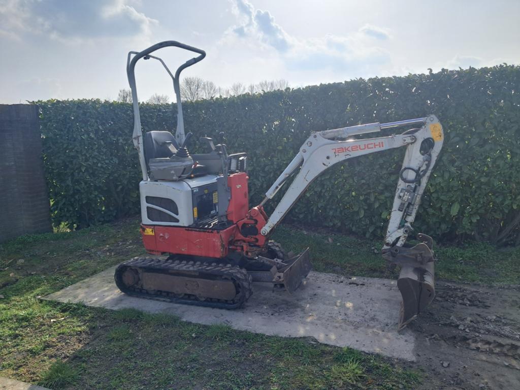 Minigraver Takeuchi TB210 / Sloop-sorteer / Minikraan Graaf, Ophalen