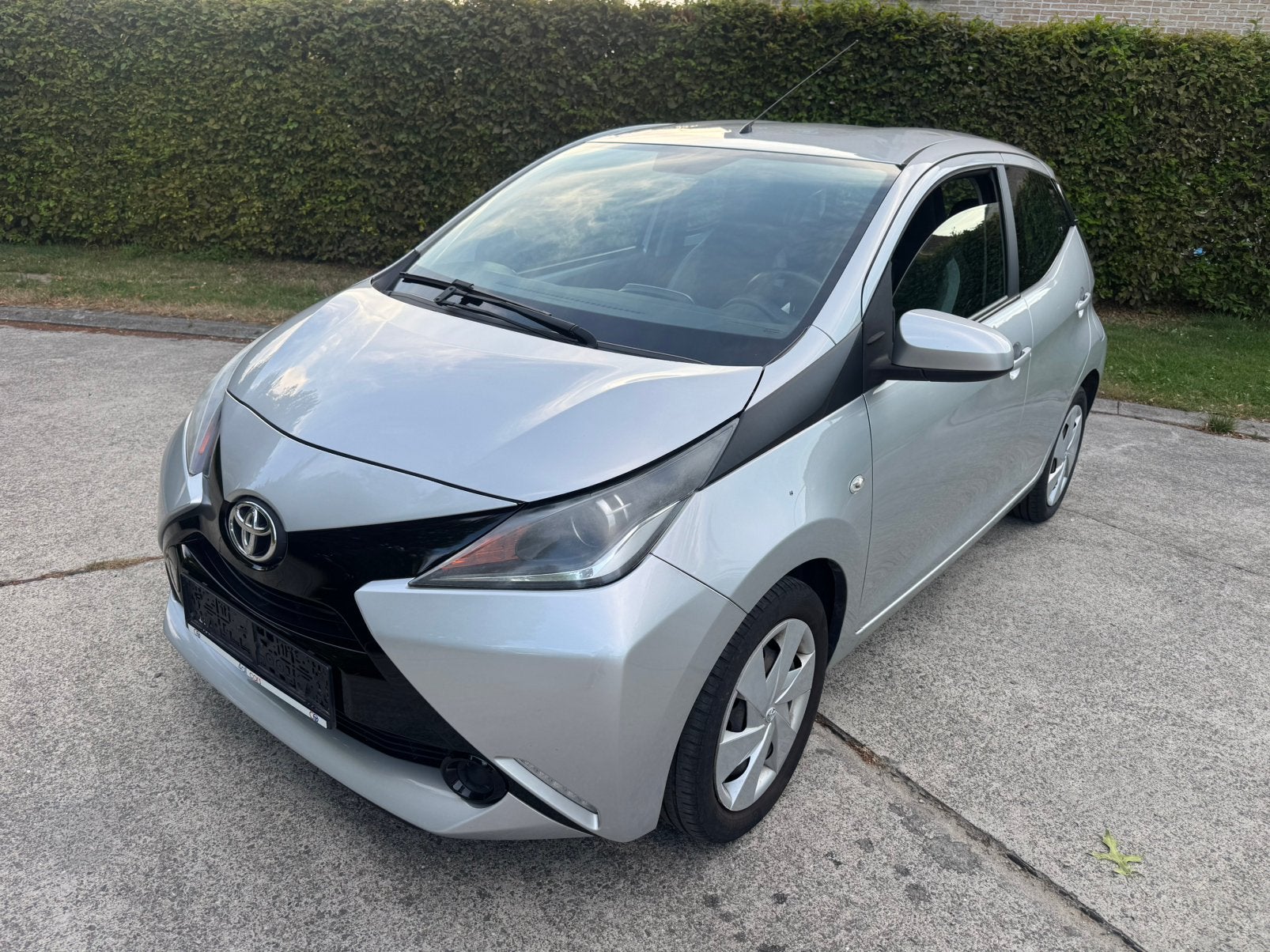 Toyota Aygo 1.0i benzine ,82000,+boek, Auto's, Toyota, Voorwielaandrijving, 4 zetels, Stof, 4 cilinders