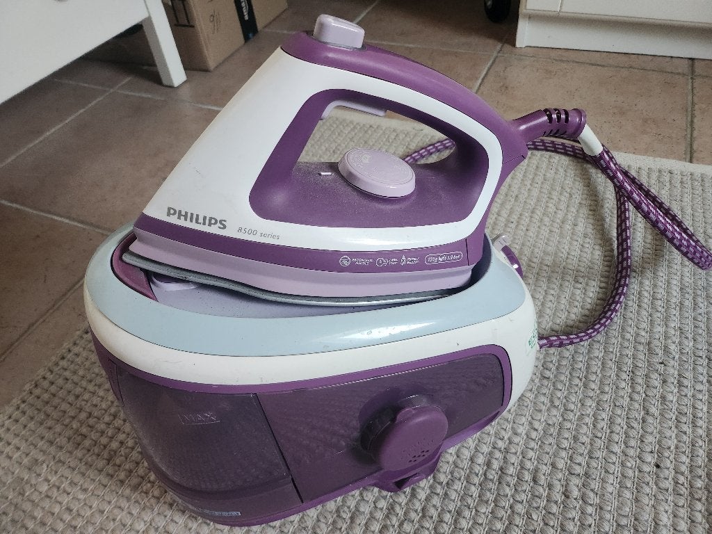 Philips 8500 series Centrale vapeur haute pression, Electroménager, Enlèvement, Utilisé, Fer à repasser avec cordon
