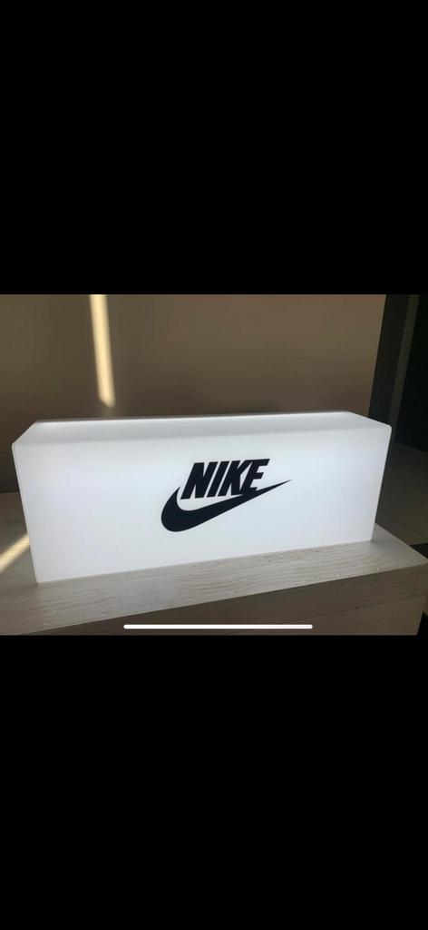 Enseigne lumineuse NIKE, Enlèvement ou Envoi, Utilisé