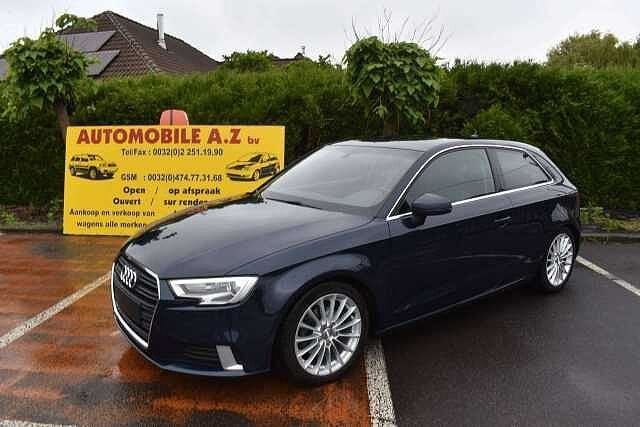 Audi A3 1.6 TDi Design Pack Sport Xenon ***12M GARANTIE***, Zwart, Blauw, 107 g/km, Bedrijf