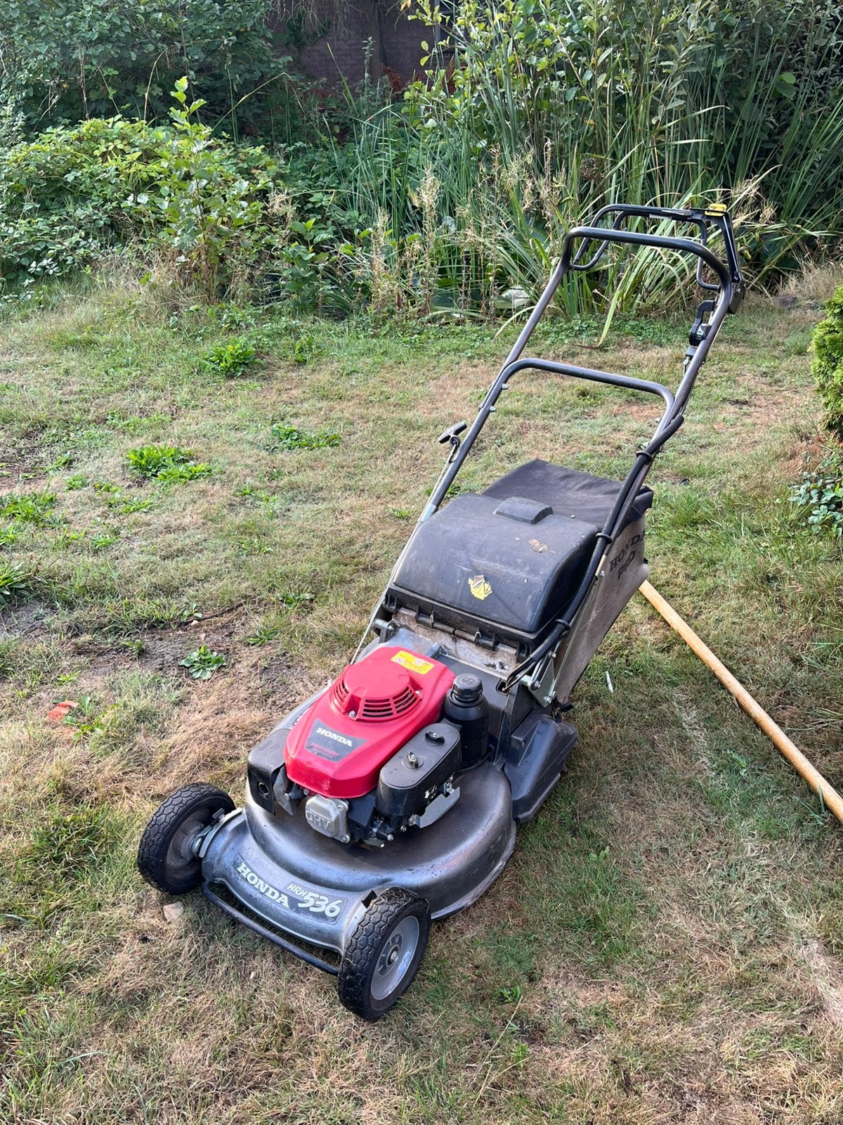 Honda HRH 536  jaar  2021 met rol, Ophalen, Gebruikt, 50 cm of meer, Opvangzak