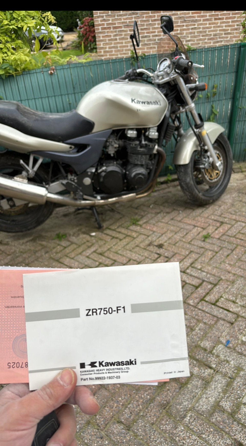 Kawasaki ZR750-F1 slechts 7000km, Ophalen