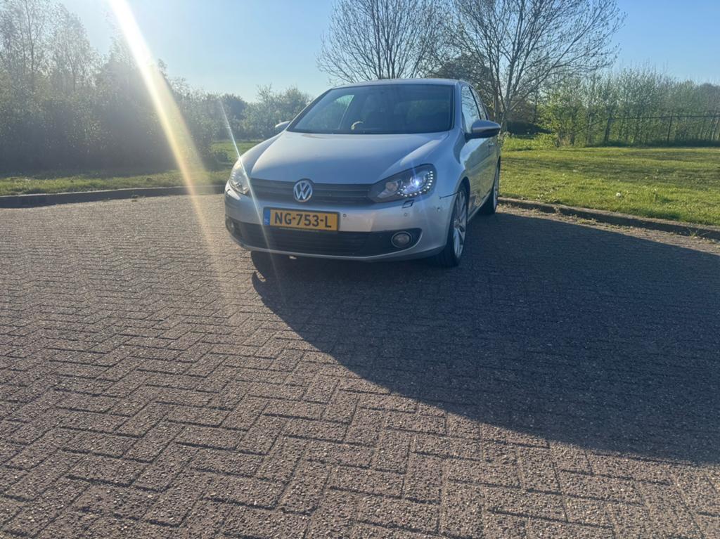 Volkswagen Golf 6 1.4TSI DSG highline, Autos, Volkswagen, Particulier, Golf, ABS, Airbags, Air conditionné, Alarme, Climatisation automatique